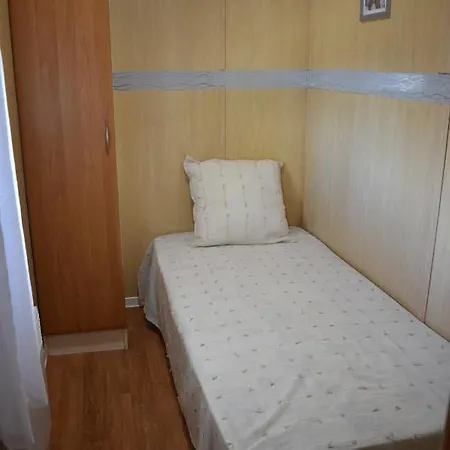 Chalet Montesquiou-chalet-5 Personnes *