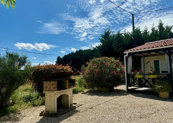 Montesquiou-chalet-5 Personnes * Montesquiou